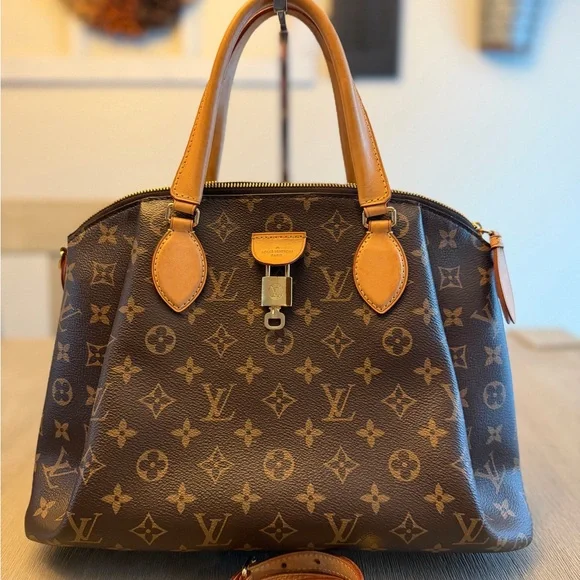 LV Rivoli MM - Picture 1 of 9